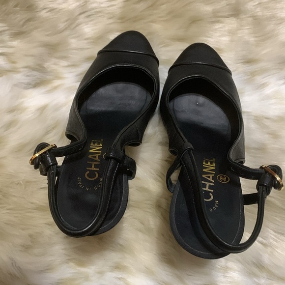 Chanel Slingback Heels 👠 - Picture 8 of 10